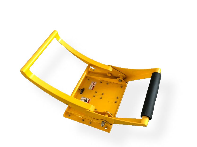 Barricade de véhicule portable en tôle jaune en caoutchouc d'aluminium avec conception pliable et pulvérisation électrostatique pour routes à basse vitesse