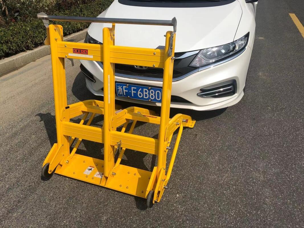 système de barrière mobile pour véhicules, conçu pour le contrôle d'accès des véhicules et la protection périmétrique