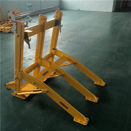 Barricades de véhicules portables légers de 25 kg avec pulvérisation électrostatique et structure pliable pour le contrôle du trafic