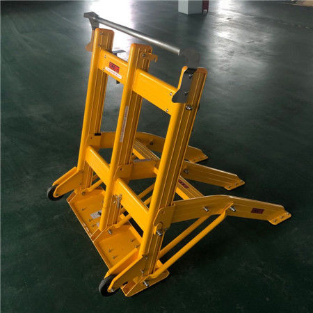 Barricade de véhicule portable pliable légère de 25 kg avec pulvérisation électrostatique pour la sécurité routière