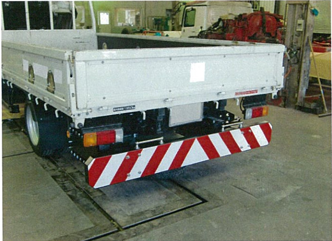 le camion réfléchi du film 4.0ton a monté la force absorbante de avertissement d'impact d'atténuateur